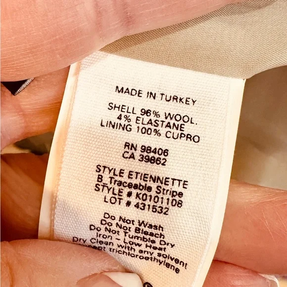 THEORY GRAY PINSTRIPE SUIT JACKET - Picture 8 of 8